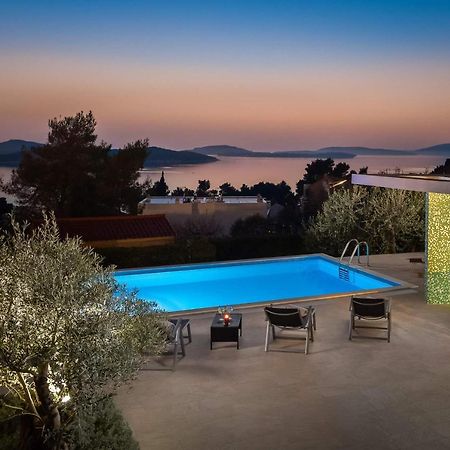 Villa Tela With Pool 자보리치 외부 사진