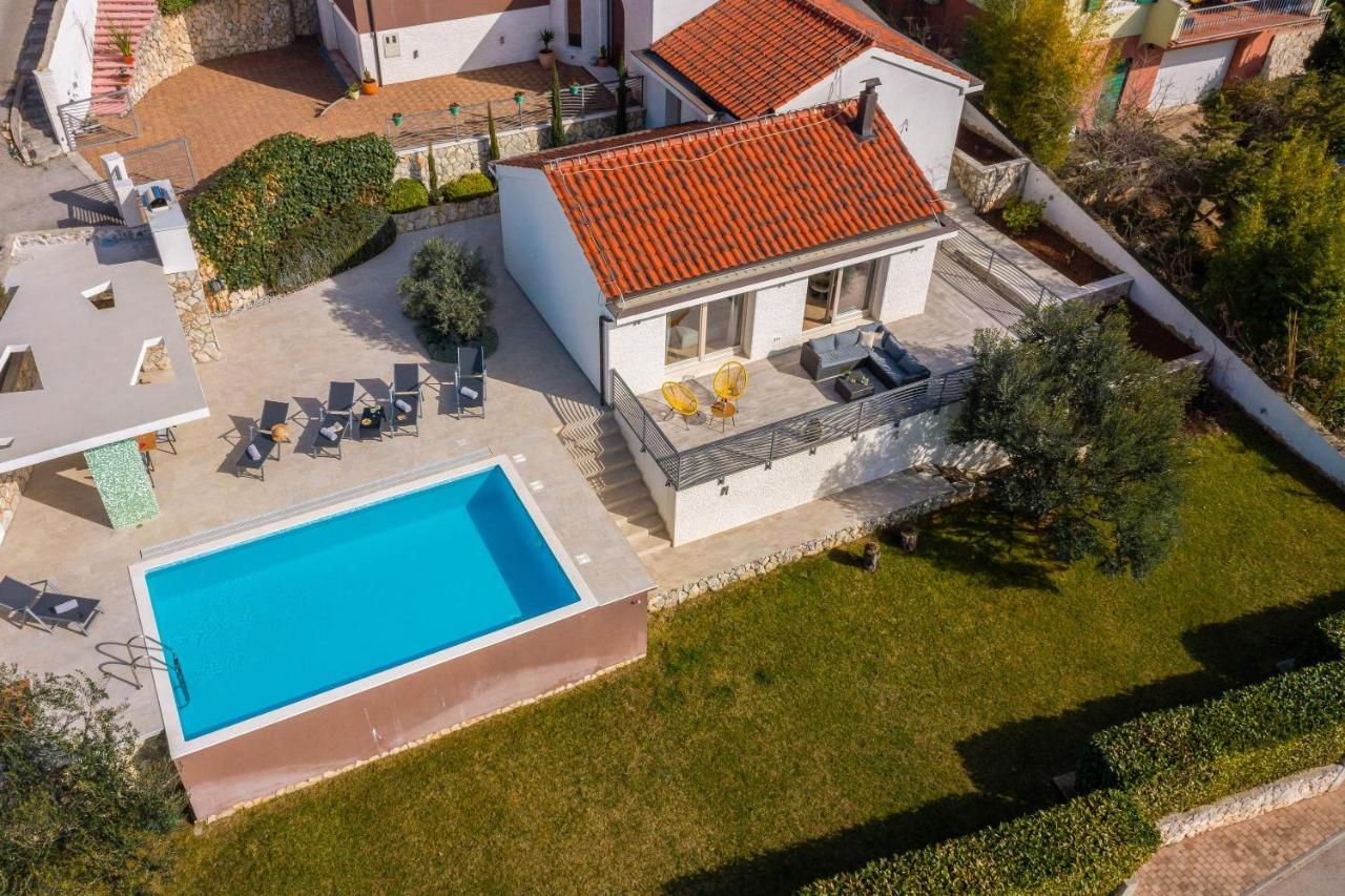 Villa Tela With Pool 자보리치 외부 사진